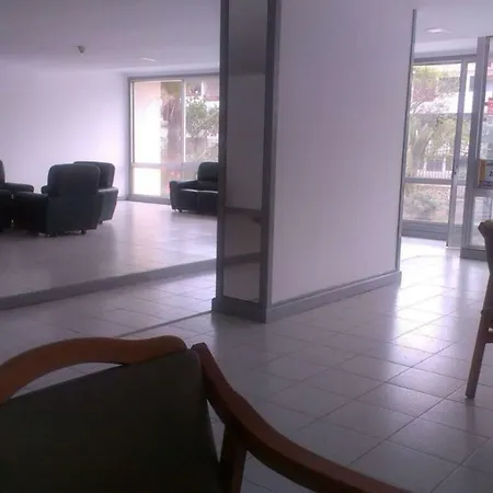 Playa Honda アパート アロナ